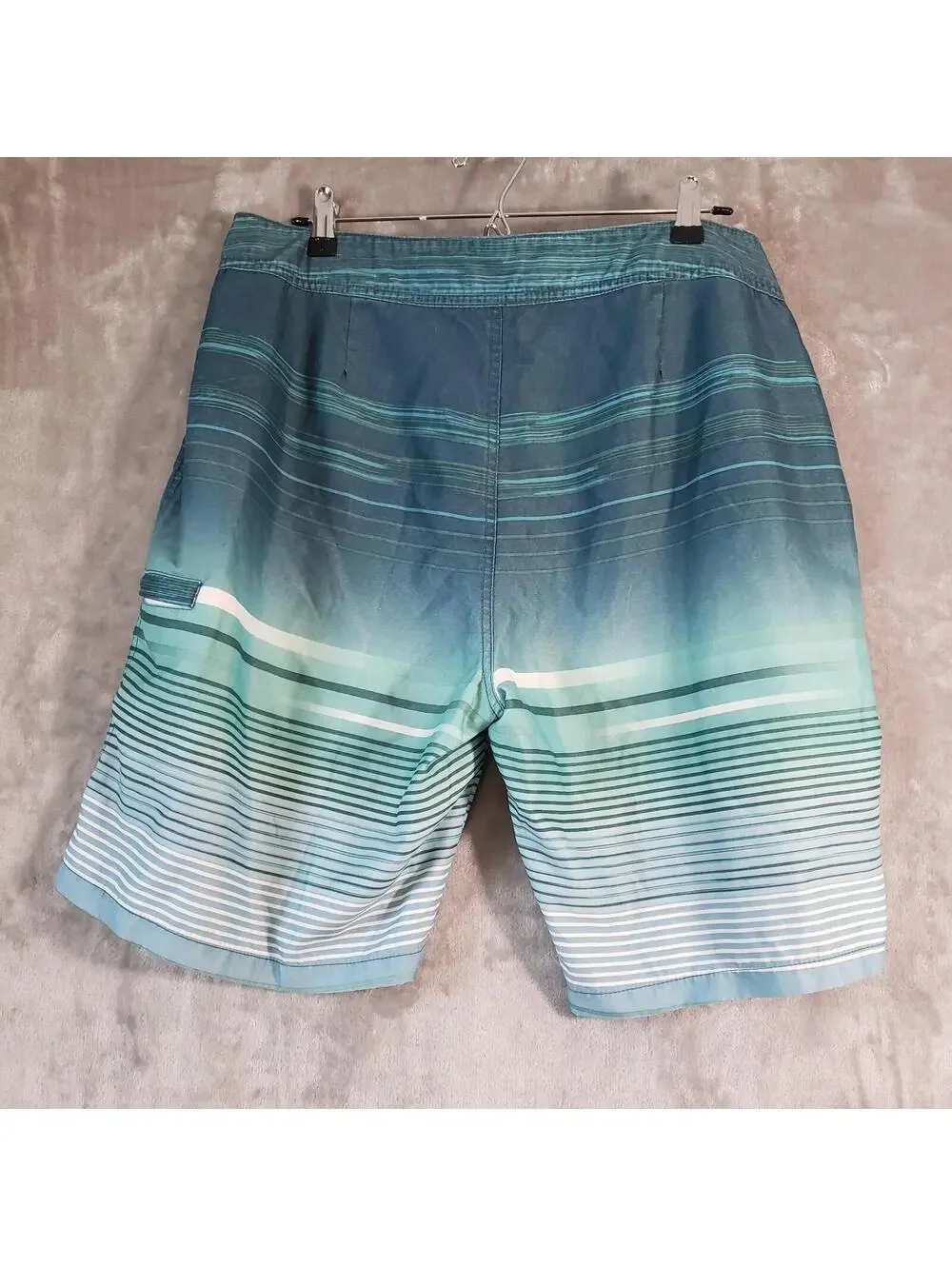 Freeworld Men’s Board Shorts Size 36 Blue/Green Striped Drawstring